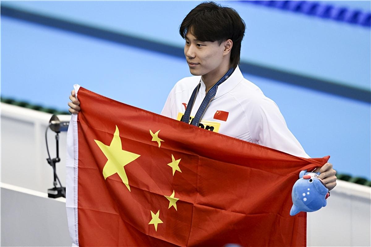 覃海洋，男子100米蛙泳金牌的辉煌之路🌟