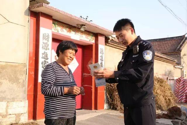 儿子恋爱后频繁要钱，母亲困惑与社会反思