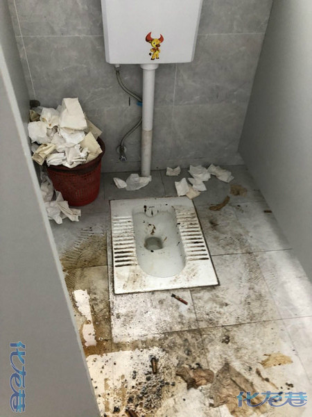 科技守护生命，智能预警系统重塑生活安全新篇章——女子厕所轻生引发厕所崩裂事件启示录