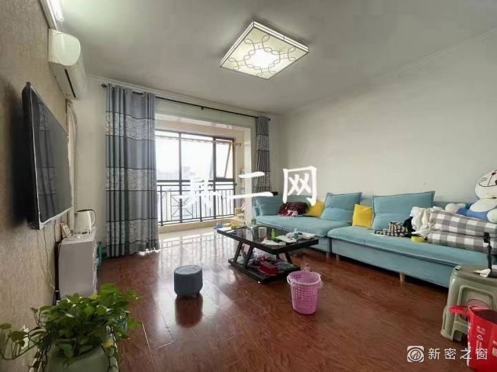 新密二手房大产权最新动态，背景、事件与地位